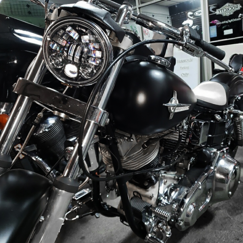 Scheinwerfer 5.75 LED Motorrad - R003S - 40W 1770Lms 5500K - Chrom Rund  mit LED Tagfahrlicht - XENLED - Bi-LED - France-Xenon